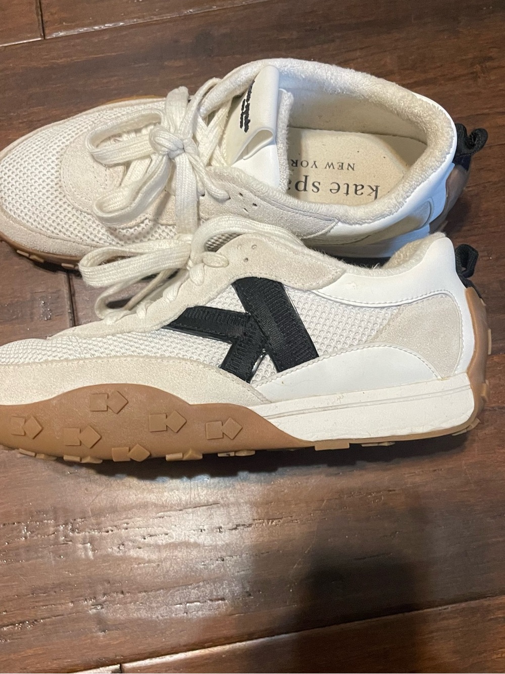 Kate Spade New York K as in Kate Sneaker Women 8.5 B White Casual Shoes